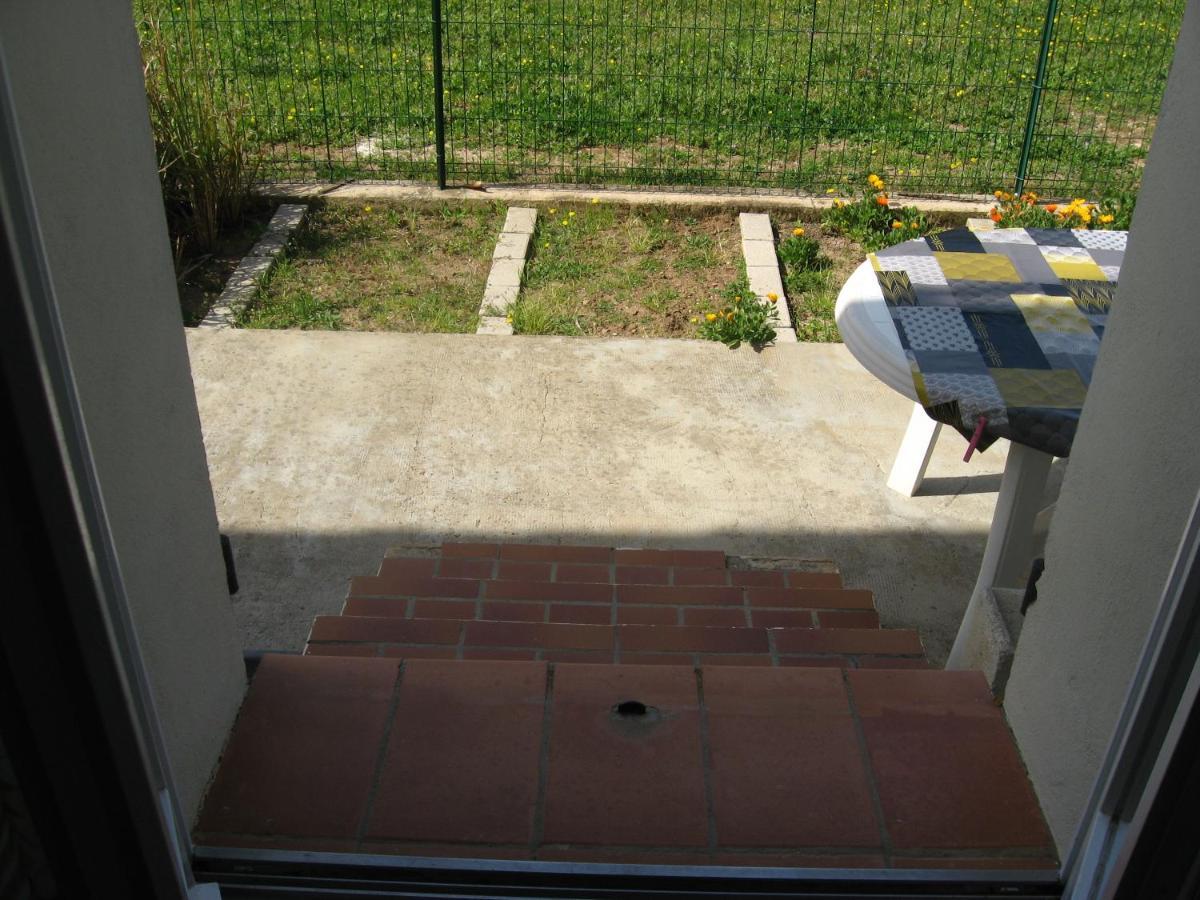 Lumineux Agreable T2 De 32m2 La Londe-les-Maures