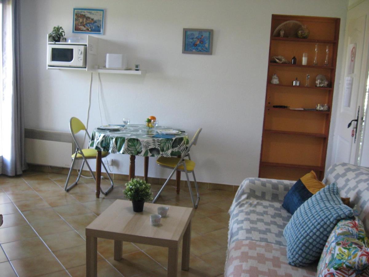 Lumineux Agreable T2 De 32m2 La Londe-les-Maures