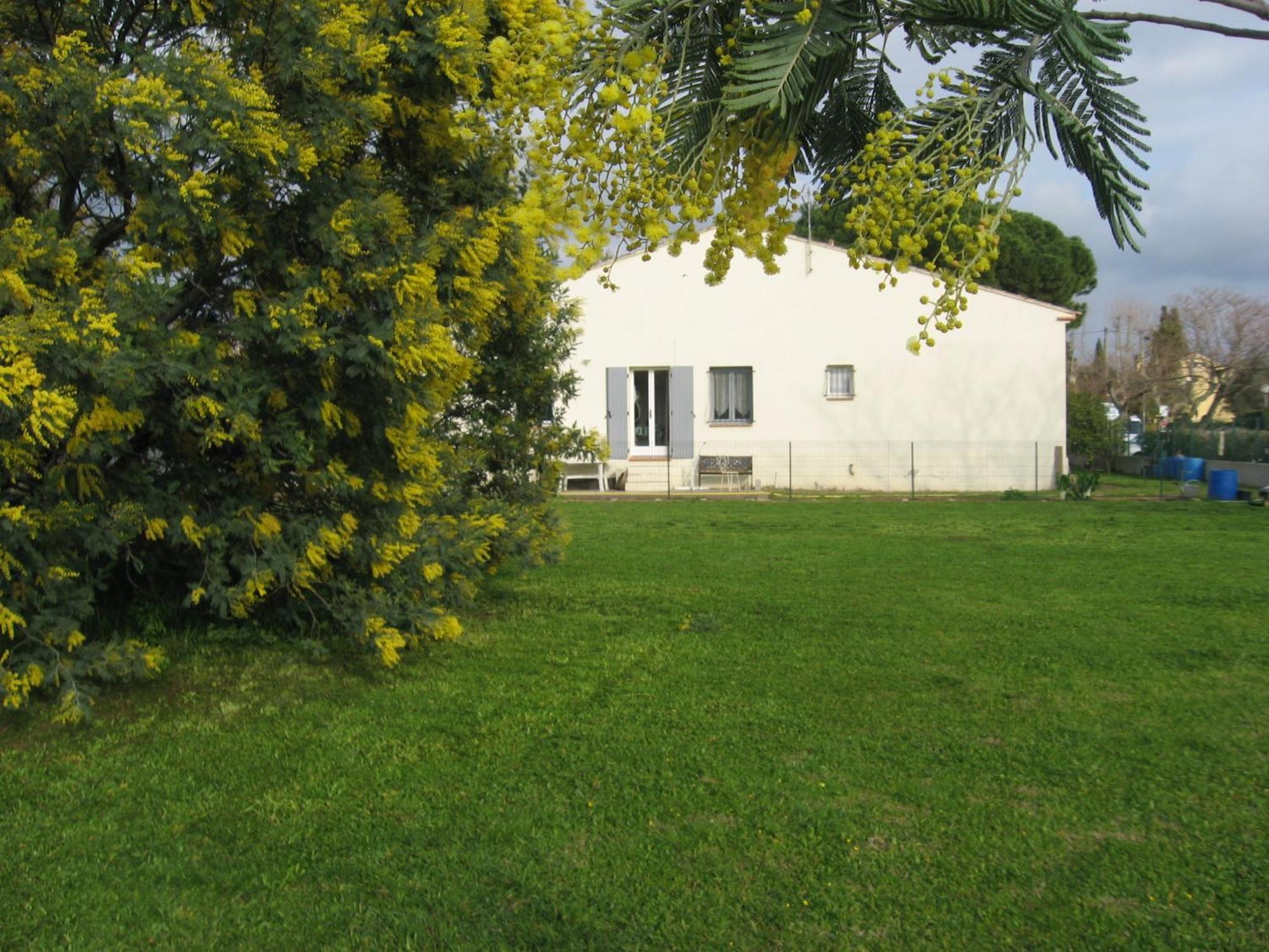 Lumineux Agreable T2 De 32m2 *