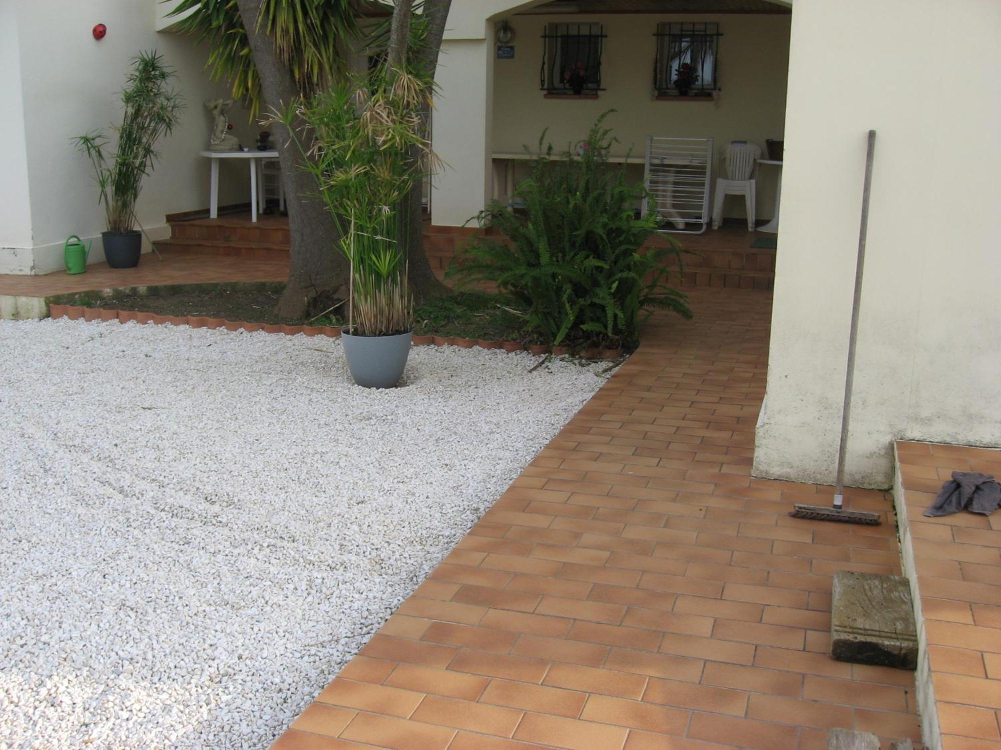 Lumineux Agreable T2 De 32m2 La Londe-les-Maures